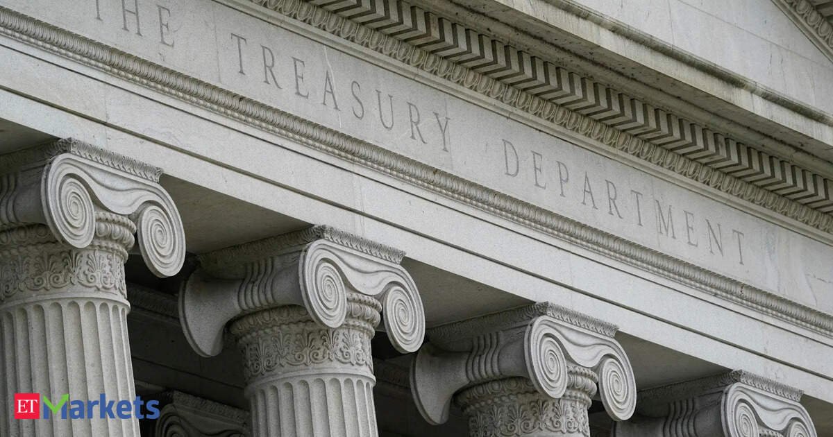 US yields tumble after Trump’s China tariff threats