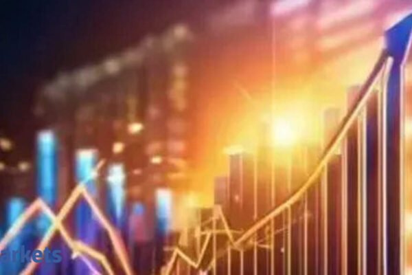 8 stocks with rising EPS over four quarters. Are you missing out? – Rising EPS