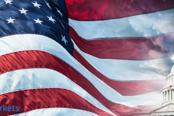 A month without data muddles the economic picture in the US