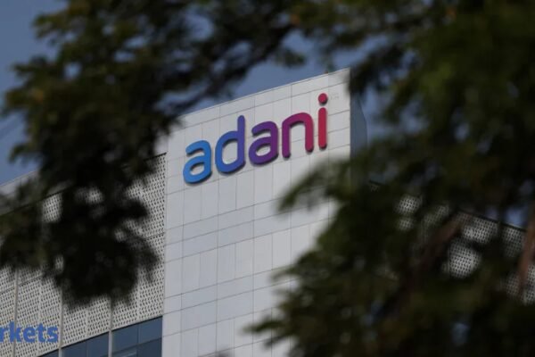 Adani Enterprises to spread Rs 25,000-cr rights issue over 4 tranches