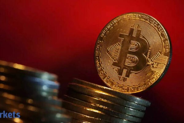 Bitcoin drops below ,000 in sign of souring mood