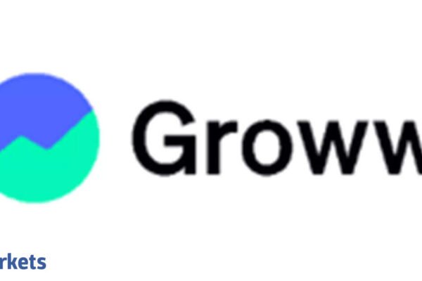 Groww shares extend post-listing rally, shoot up another 11%. Should you invest?