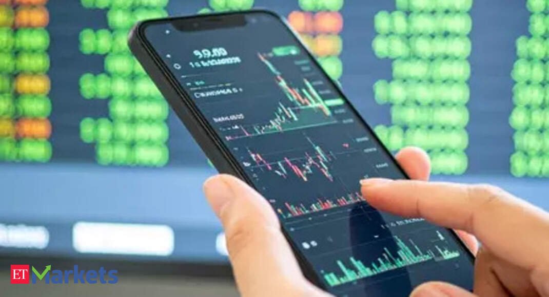 Market Trading Guide: Buy Laurus Labs, Bajaj Finance and 3 more stocks on Monday for up to 8% near-term gains. Here’s why – Nifty tracker