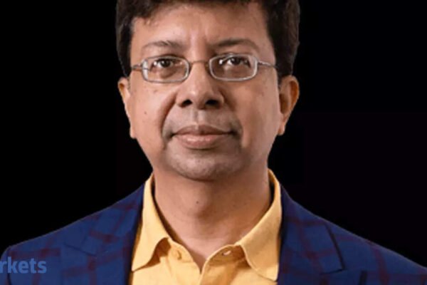 Metals likely to remain strong despite short-term dips: Rohit Srivastava