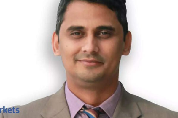 NTPC, Power Grid emerge as top picks in renewable energy sector: Mayuresh Joshi