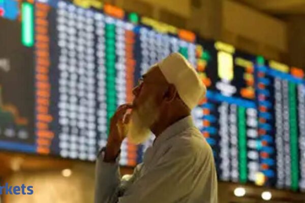 No Rivalry? Pakistan may be getting hammered in cricket, but its stock market returns better than India