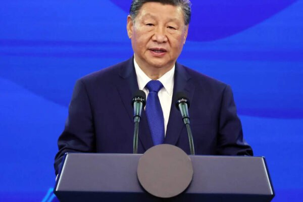 Xi bats for global AI body to trump US