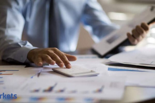 Fresh bullish signals emerge for December derivatives trades