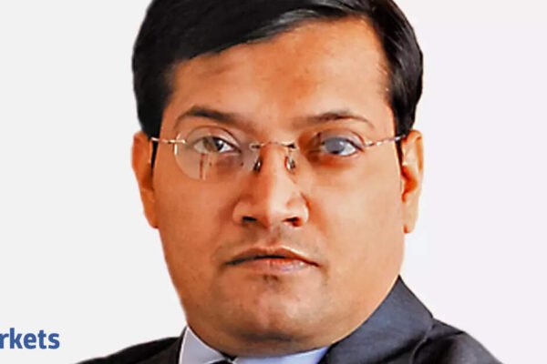 Rate-sensitive sectors poised to drive next leg of earnings growth in FY26: Manish Sonthalia