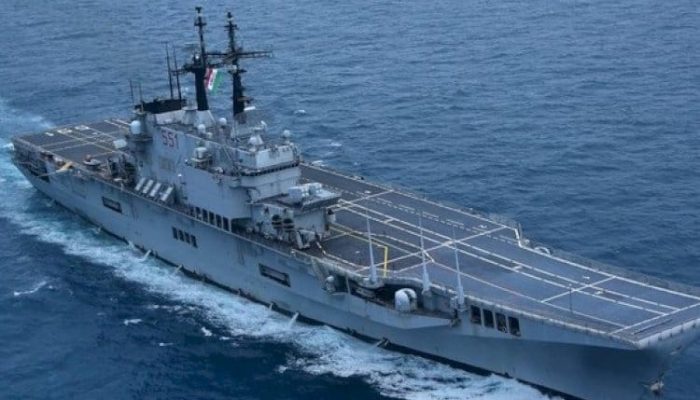 Kapal Induk Garibaldi Resmi Ganti Nama Jadi KRI Sriwijaya-100
