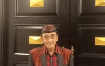 Robinson Napitupulu Kritik Gaya Komunikasi Rocky Gerung, Tekankan Pentingnya Etika dan Kesantunan