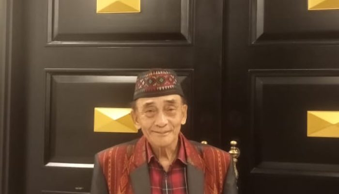 Robinson Napitupulu Kritik Gaya Komunikasi Rocky Gerung, Tekankan Pentingnya Etika dan Kesantunan